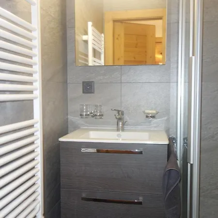 Mont-rouge E 012 - View 6 Pers Appartement Veysonnaz