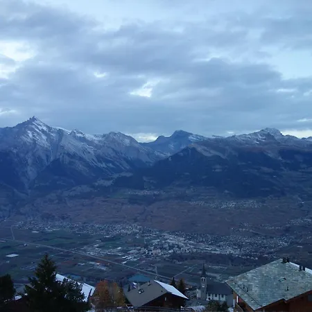 Mont-rouge E 012 - View 6 Pers