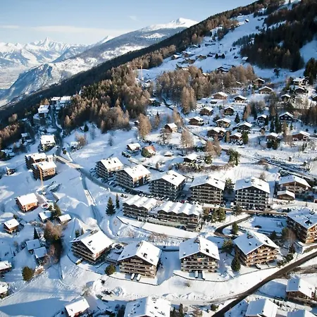 Mont-rouge E 012 - View 6 Pers *